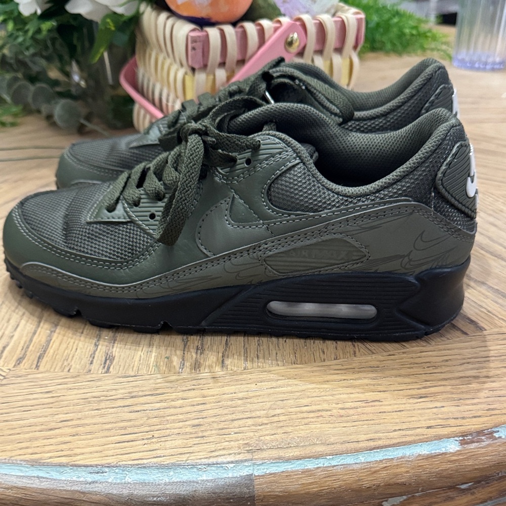 Nike Air Max Dark Green Sneakers